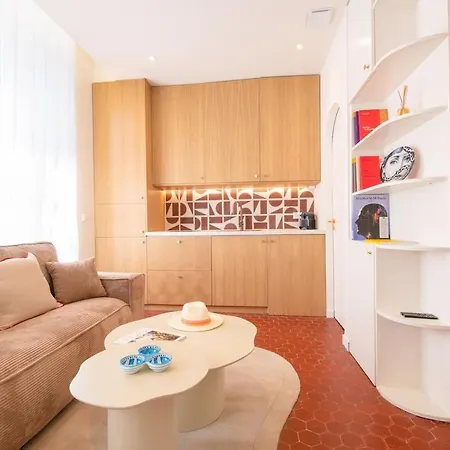 Apartment La Pampelonne Place Des Lices *