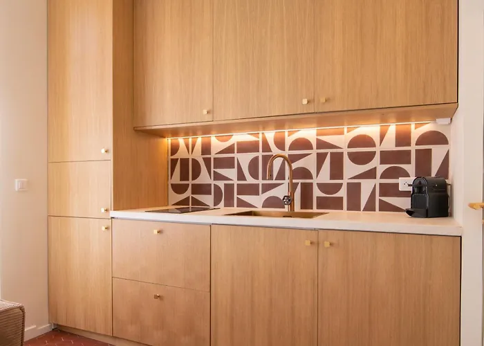 La Pampelonne Place Des Lices