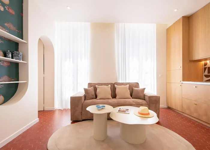 Apartment La Pampelonne Place Des Lices *